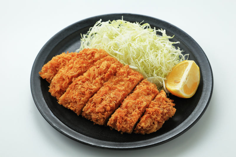 盛り付けるだけの「千切りキャベツ」
